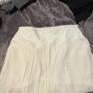 Gilly Hicks White Pleated Mini Skort